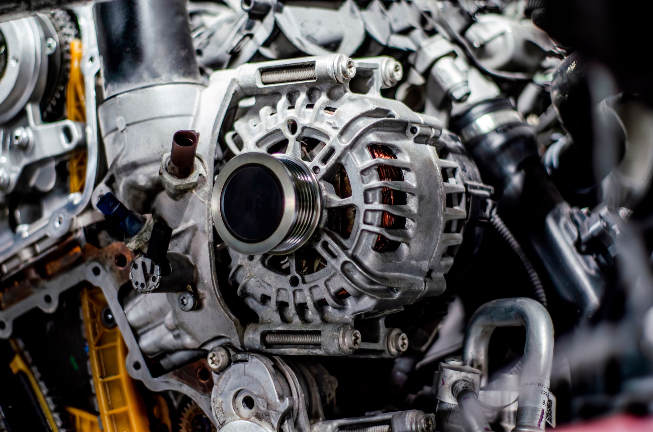 How to Tell If Your Car’s Alternator Is Failing